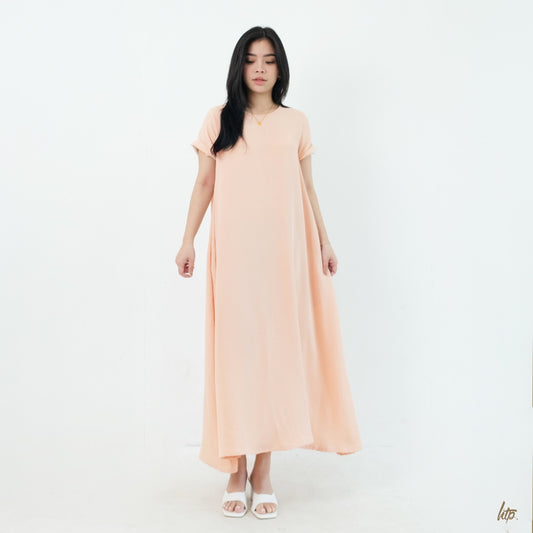 HTP Crinkle Maxi Zip Pockets Dress