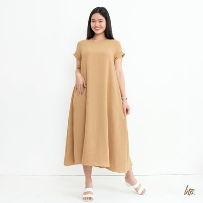 HTP Crinkle Maxi Zip Pockets Dress
