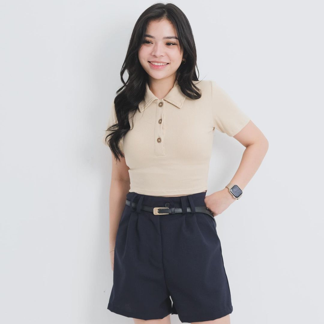 HTP Ribbed Collar Cropped Top