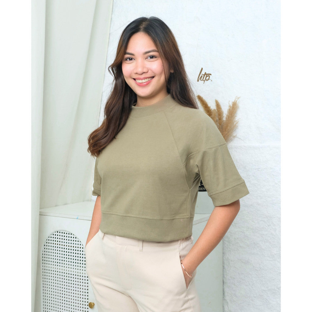HTP Exclusive Women's Cropped Raglan Tee